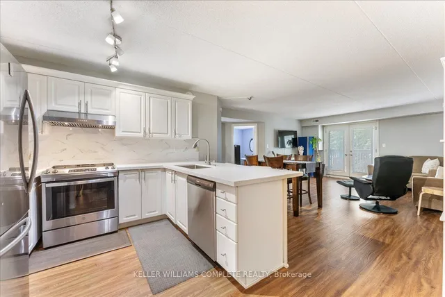 Additional image 6 of 2010 CLEAVER Ave Unit 211