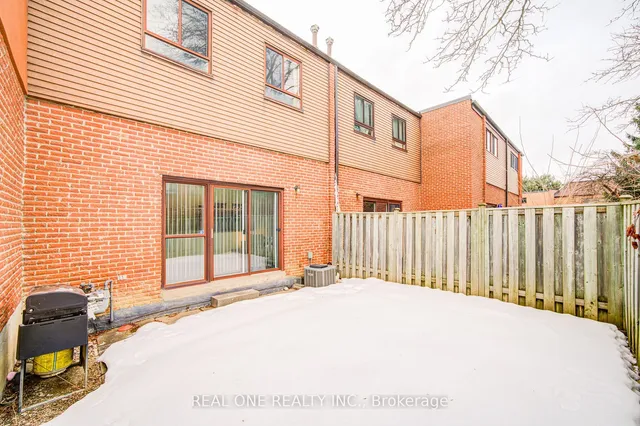 Additional image 20 of 21 Grass Meadoway Way