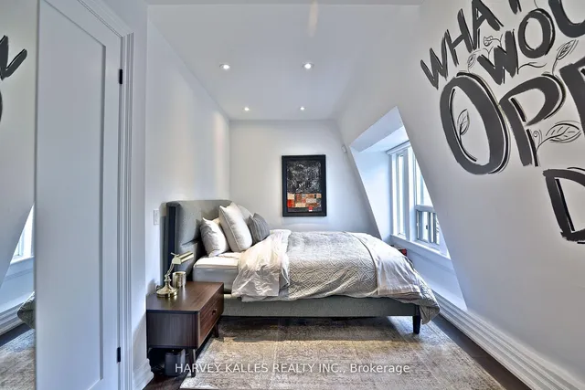 Additional image 24 of 15 Markham St