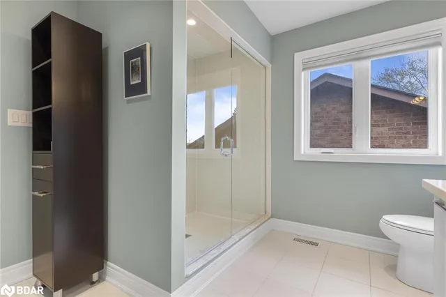 Additional image 32 of 45 Elder Ave