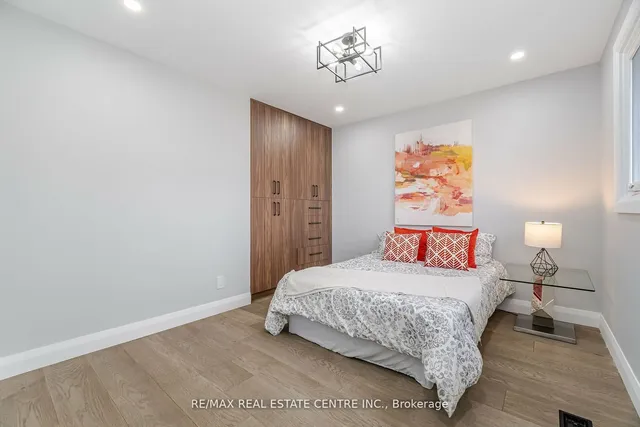 Additional image 35 of 1204 West 5th St