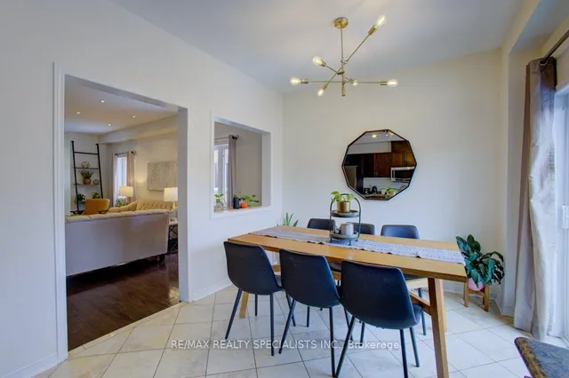 Additional image 17 of 27 Portrush Tr