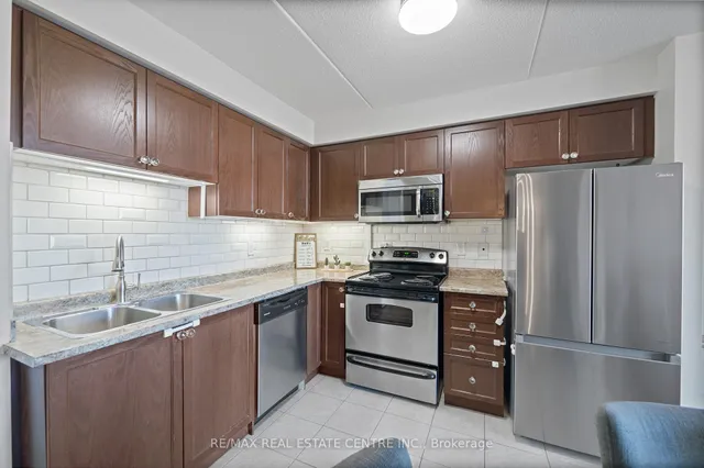 Additional image 13 of 1380 Costigan Rd Unit 126