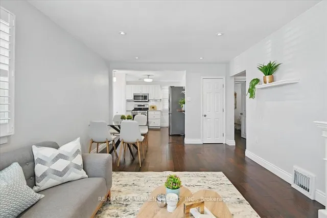 Additional image 17 of 433 East 38th St