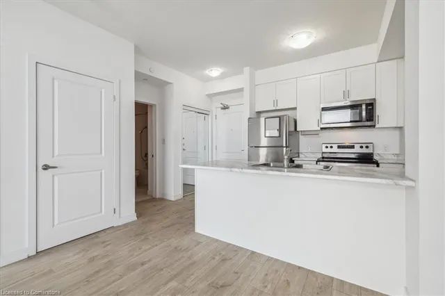 Additional image 12 of 450 Dundas St Unit 312