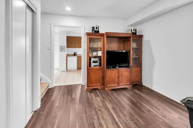 Additional image 11 of 15 Ridgemore Cres