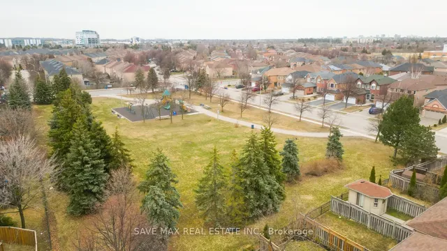 Additional image 32 of 92 Cedarwood Cres