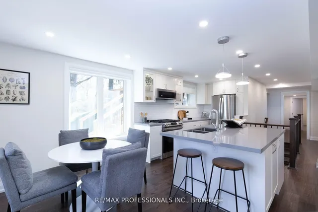 Additional image 22 of 2 Emery Circ