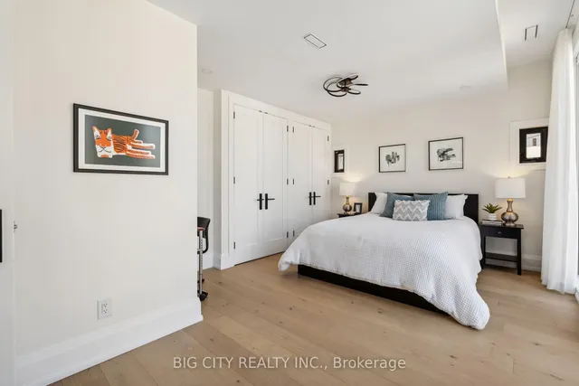 Additional image 27 of 75 Lawrence Cres