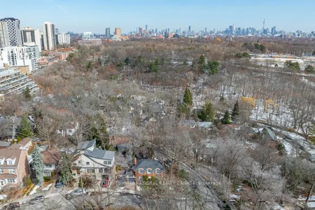 Additional image 37 of 1 HARCROFT Rd