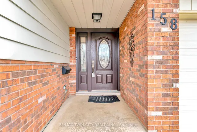 Additional image 3 of 158 Martinglen Cres