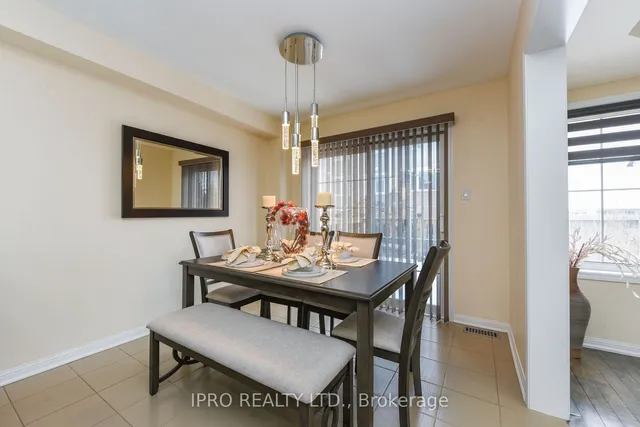 Additional image 12 of 113 Vanhorne Clse