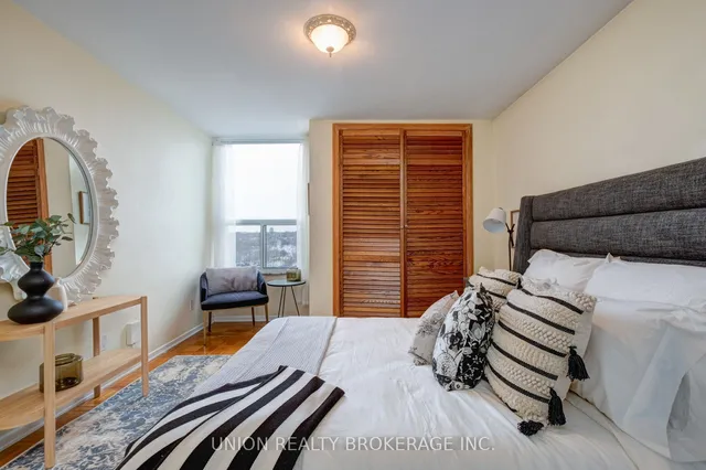 Additional image 12 of 980 Broadview Ave Unit 1202