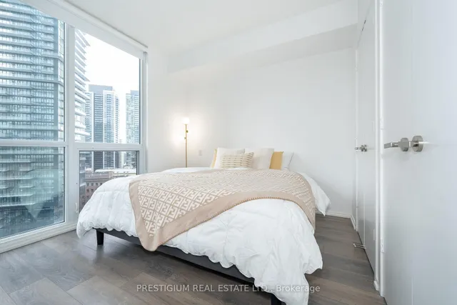 Additional image 18 of 45 Charles St Unit 1809