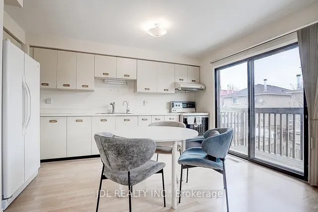 Additional image 7 of 22 Birrell Ave