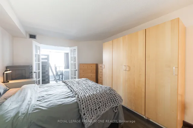 Additional image 11 of 2269 Lake Shore Blvd W Blvd Unit 1104