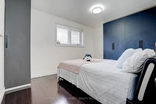 Additional image 23 of 29 McDairmid Rd