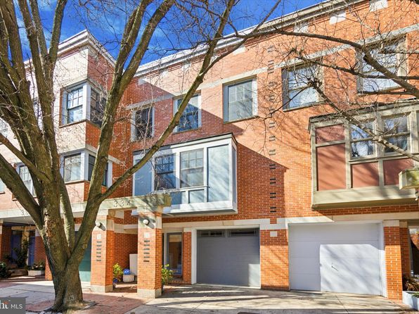 334 S Quince St, Philadelphia, PA 19107