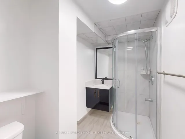 Additional image 38 of 52 Revlis Cres