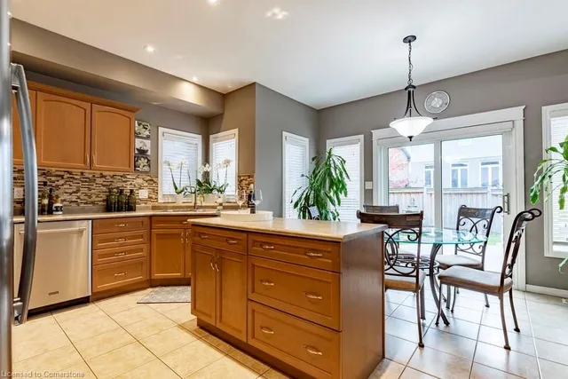 Additional image 18 of 38 Raymond Rd