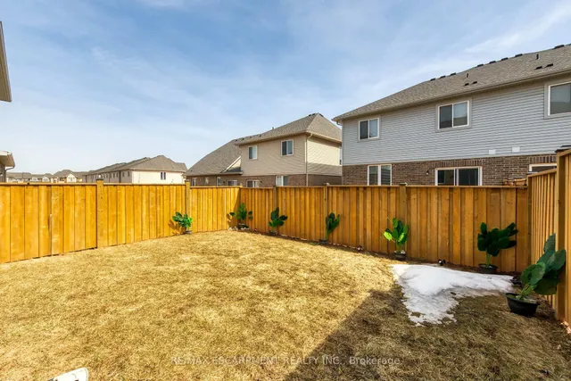 Additional image 42 of 47 Sauvignon Cres