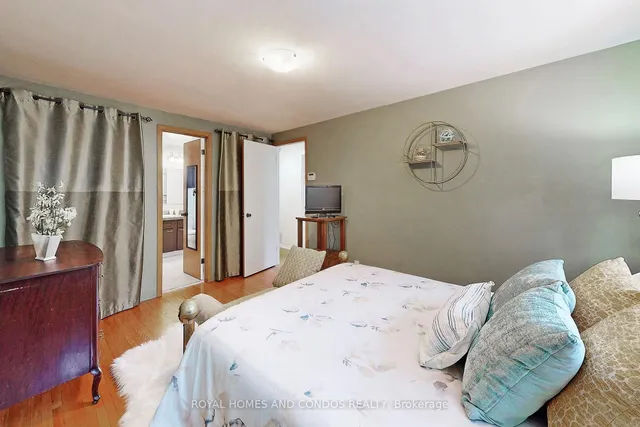 Additional image 20 of 26 Marlena Dr