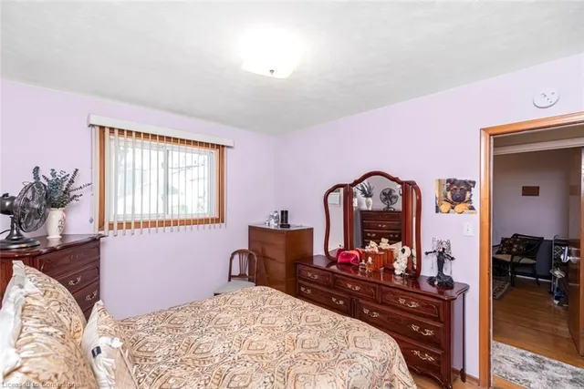 Additional image 17 of 176 Walter Ave