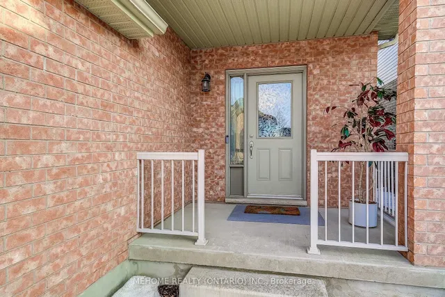 Additional image 2 of 63 Huck Cres