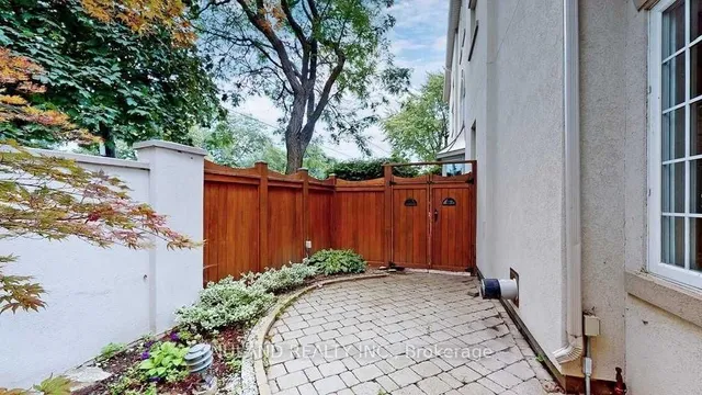 Additional image 18 of 3036 Bayview Ave Unit Unit A