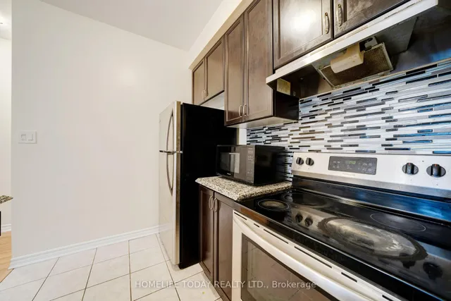 Additional image 20 of 45 Heron Park Pl Unit 14