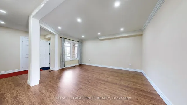 Additional image 5 of 141 PONYMEADOW Terr