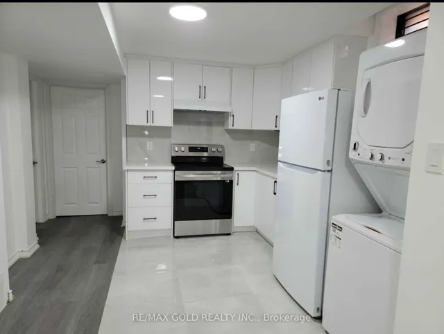 Additional image 25 of 26 Mossbank Dr