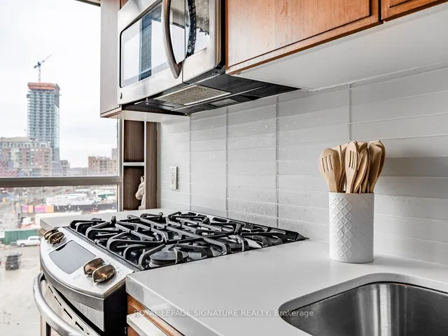 Additional image 5 of 318 King St Unit 513