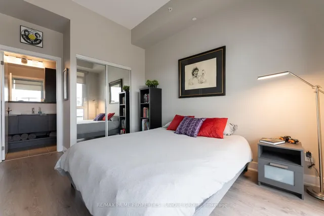 Additional image 17 of 99 The Donway W Rd Unit 405