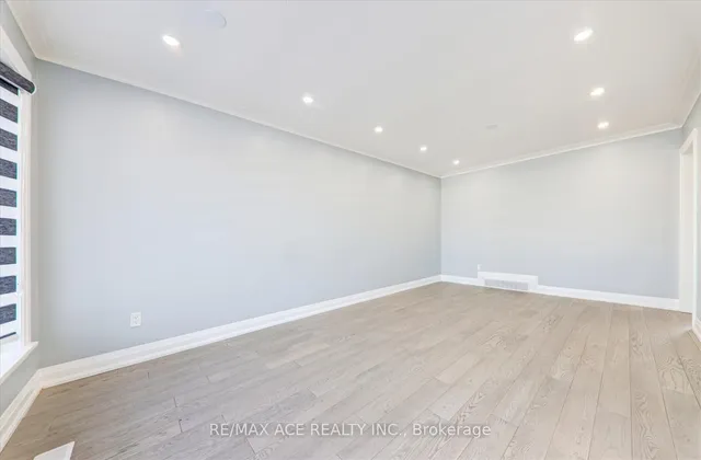Additional image 7 of 16 Roseglor Cres
