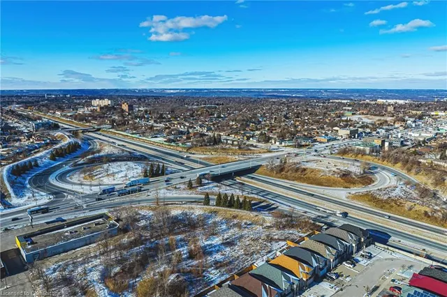 Additional image 46 of 97 Chartwell Cir