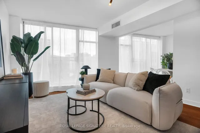 Additional image 25 of 650 Queens Quay Unit 918