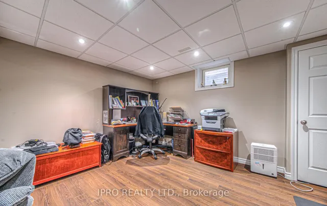 Additional image 24 of 366 Steepleridge St