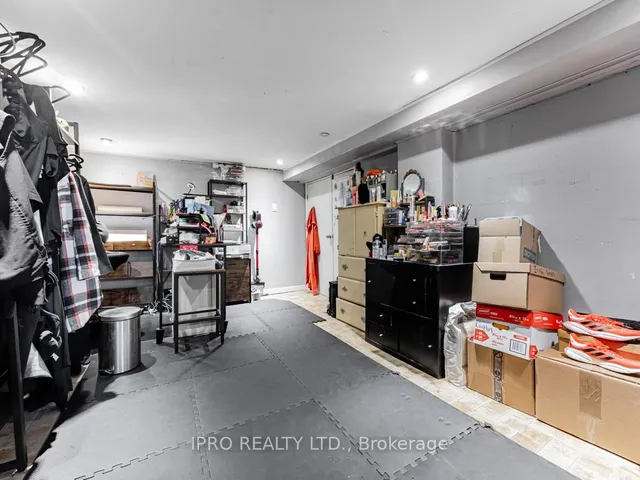 Additional image 21 of 948 Pape Ave