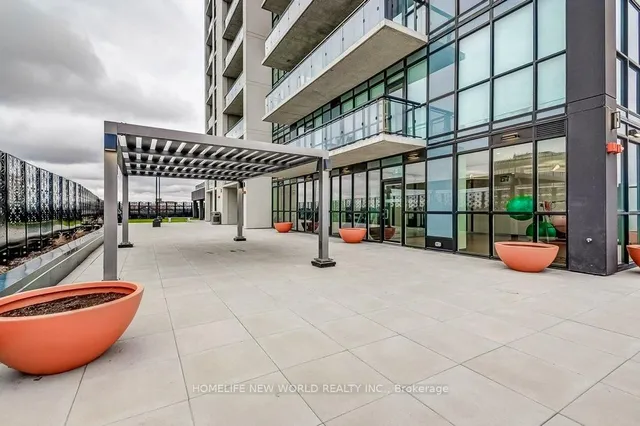 Additional image 41 of 60 Charles St Unit 1802
