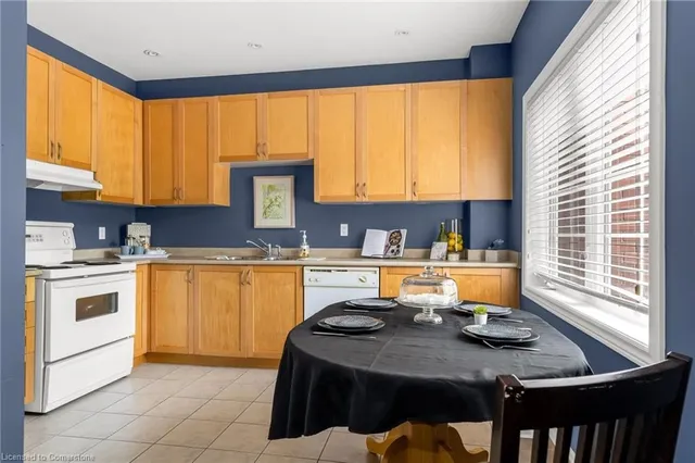 Additional image 9 of 100 Beddoe Dr Unit 6