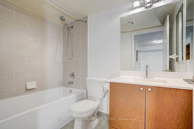 Additional image 21 of 181 Village Green Sq Unit 1511