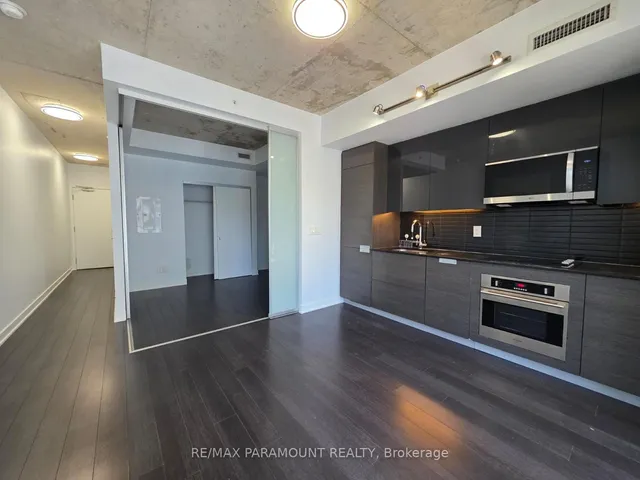 Additional image 2 of 210 Simcoe St Unit 1302