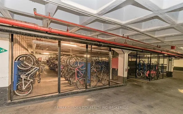 Additional image 29 of 40 Homewood Ave Unit 1903