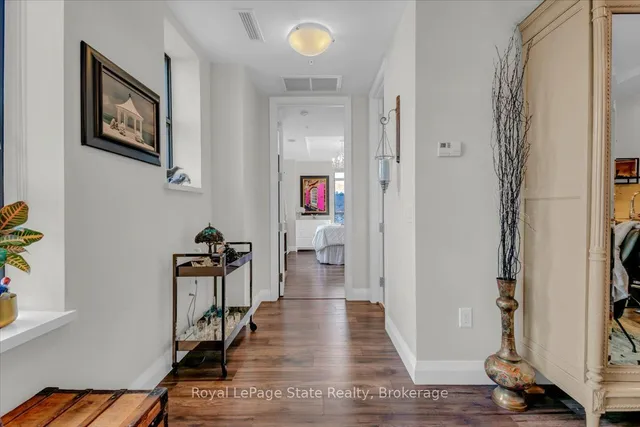 Additional image 8 of 118 KING St Unit 1118