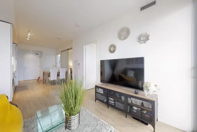 Additional image 8 of 85 wood St Unit PH08