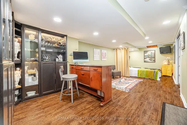 Additional image 38 of 104 Georgian Dr