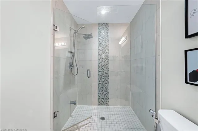 Additional image 27 of 75 Southshore Cres