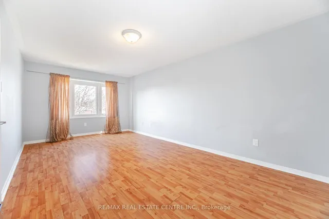 Additional image 32 of 43 Horsham St