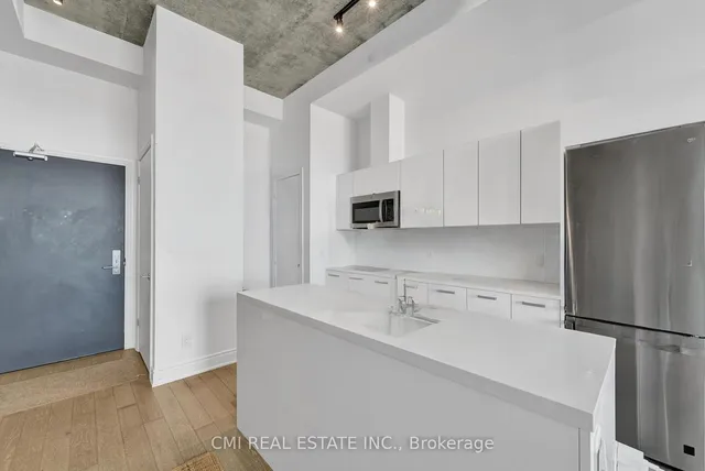 Additional image 3 of 608 Richmond St Unit 1310